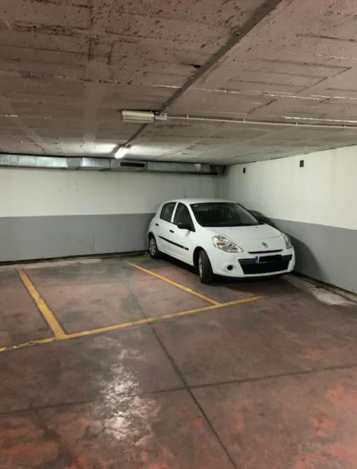 מאלגה Malagueta, Free Parking, Center & Beach מראה חיצוני תמונה
