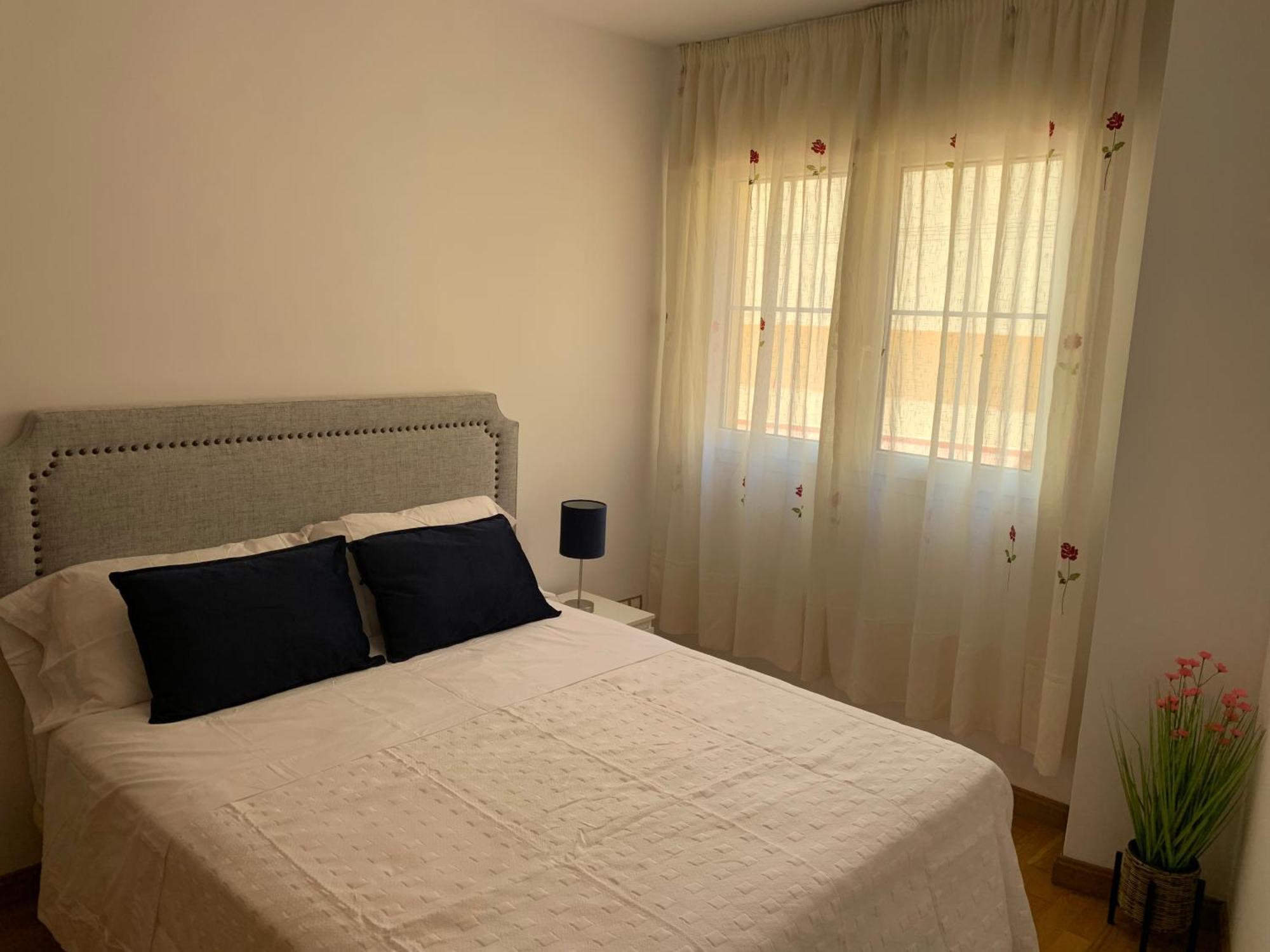 מאלגה Malagueta, Free Parking, Center & Beach מראה חיצוני תמונה